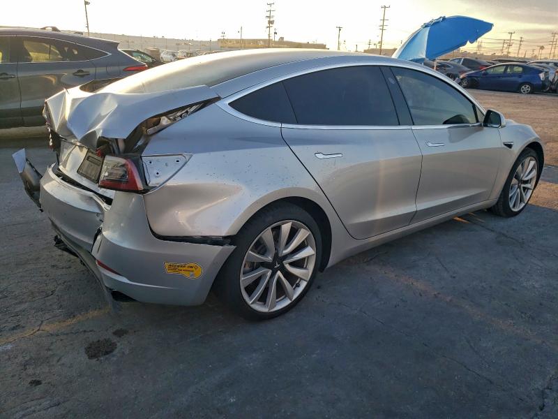 Photo 3 from auction – 2018 TESLA MODEL 3 with VIN 5YJ3E1EB4JF087547