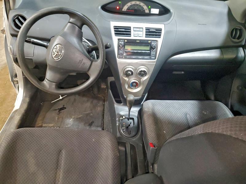 Photo 8 from auction – 2007 TOYOTA YARIS with VIN JTDBT923171084376