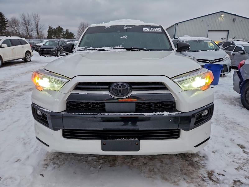 Photo 5 from auction – 2021 TOYOTA 4RUNNER TR with VIN JTEKU5JRXM5840301