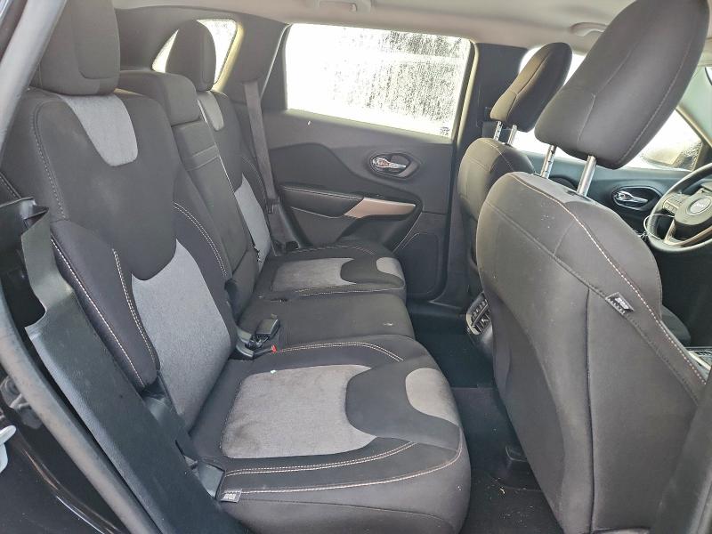 Photo 11 from auction – 2018 JEEP CHEROKEE L with VIN 1C4PJMCB9JD597790