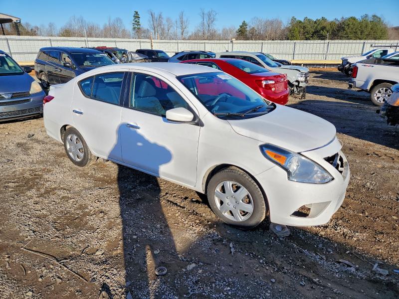 Photo 4 from auction – 2017 NISSAN VERSA S with VIN 3N1CN7AP6HK455767