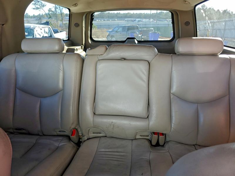 Photo 10 from auction – 2005 CHEVROLET SUBURBAN C with VIN 3GNEC16Z85G184929