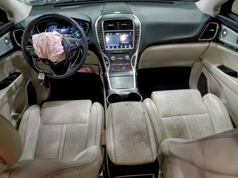 Photo 8 from auction – 2016 LINCOLN MKX BLACK with VIN 2LMPJ9JP5GBL58408