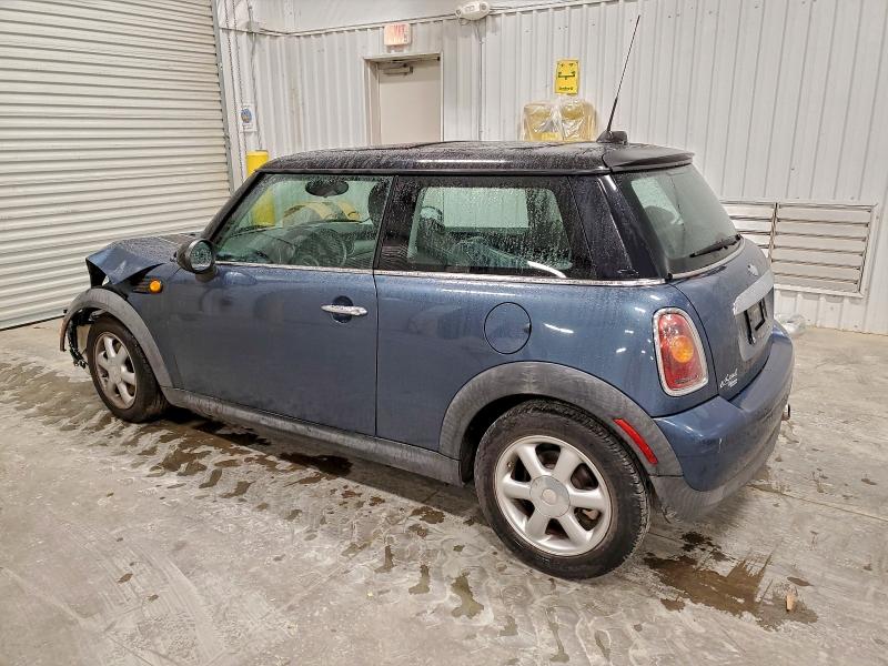 Photo 2 from auction – 2010 MINI COOPER with VIN WMWMF3C58ATZ21632
