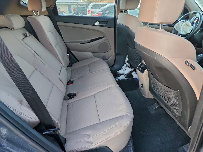 Photo 11 from auction – 2020 HYUNDAI TUCSON LIM with VIN KM8J3CAL8LU258393