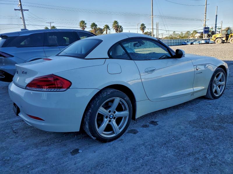 Photo 3 from auction – 2010 BMW Z4 SDRIVE3 with VIN WBALM5C59AE377577