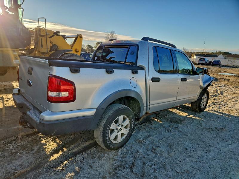 Photo 3 from auction – 2010 FORD EXPLORER S with VIN 1FMEU3BE8AUF04547