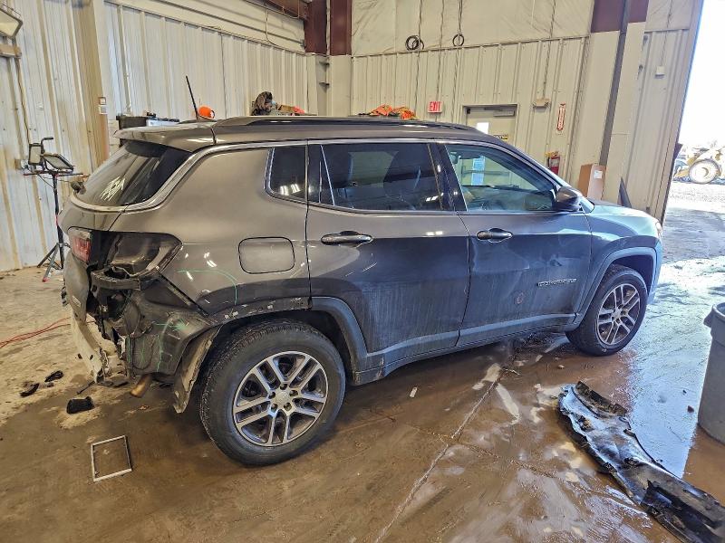 Photo 3 from auction – 2017 JEEP COMPASS LA with VIN 3C4NJDBB5HT624478