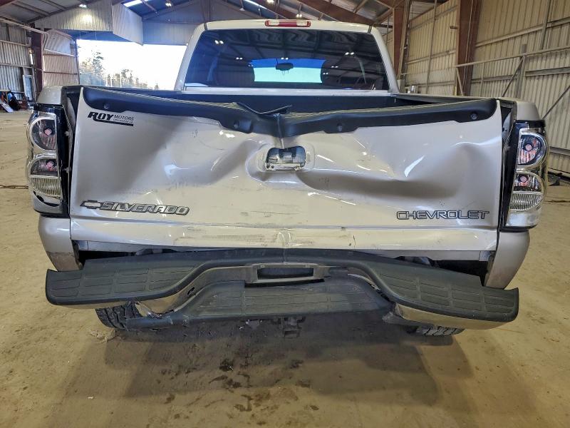 Photo 6 from auction – 2004 CHEVROLET SILVERADO with VIN 2GCEC19T841204104