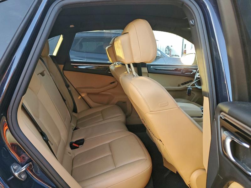 Photo 11 from auction – 2018 PORSCHE MACAN with VIN WP1AA2A55JLB14002