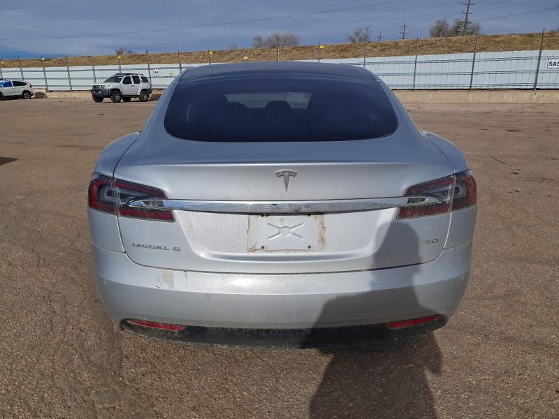 Photo 6 from auction – 2018 TESLA MODEL S with VIN 5YJSA1E27JF281402