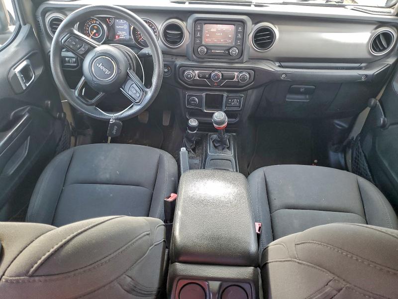 Photo 8 from auction – 2020 JEEP GLADIATOR with VIN 1C6HJTAG6LL177935