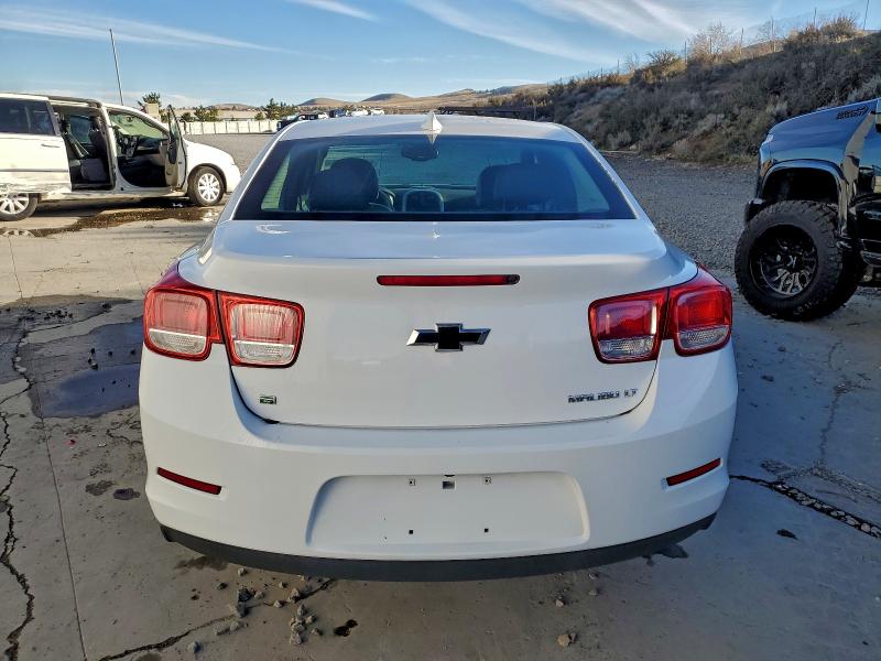 Photo 6 from auction – 2015 CHEVROLET MALIBU 1LT with VIN 1G11C5SL4FF321540