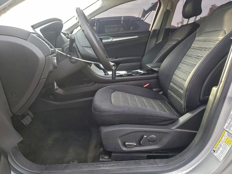 Photo 7 from auction – 2016 FORD FUSION SE with VIN 3FA6P0H78GR367154