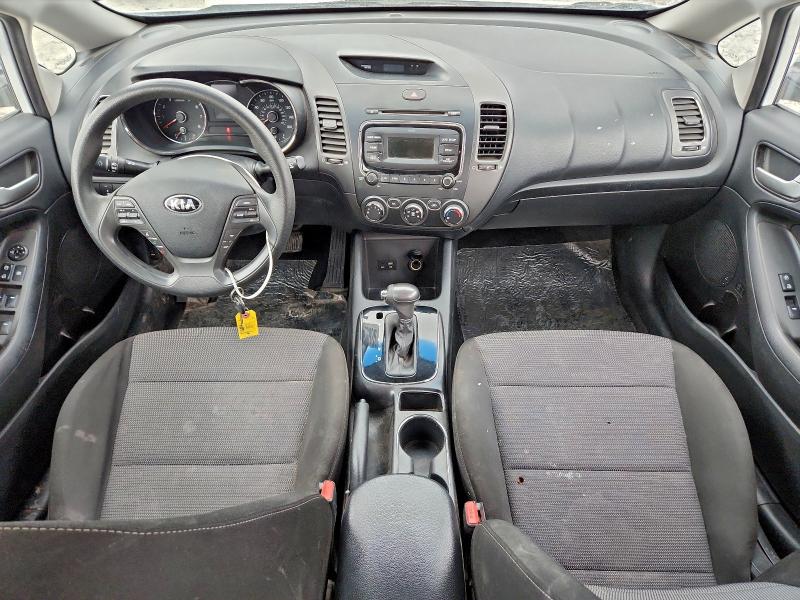 Photo 8 from auction – 2018 KIA FORTE LX with VIN 3KPFK4A71JE207772