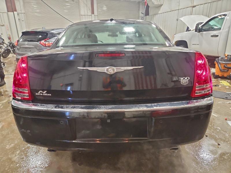 Photo 6 from auction – 2010 CHRYSLER 300C with VIN 2C3CA6CT6AH145161