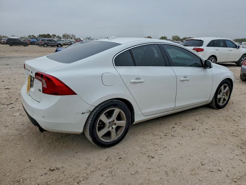 Photo 3 from auction – 2012 VOLVO S60 T5 with VIN YV1622FS7C2143684