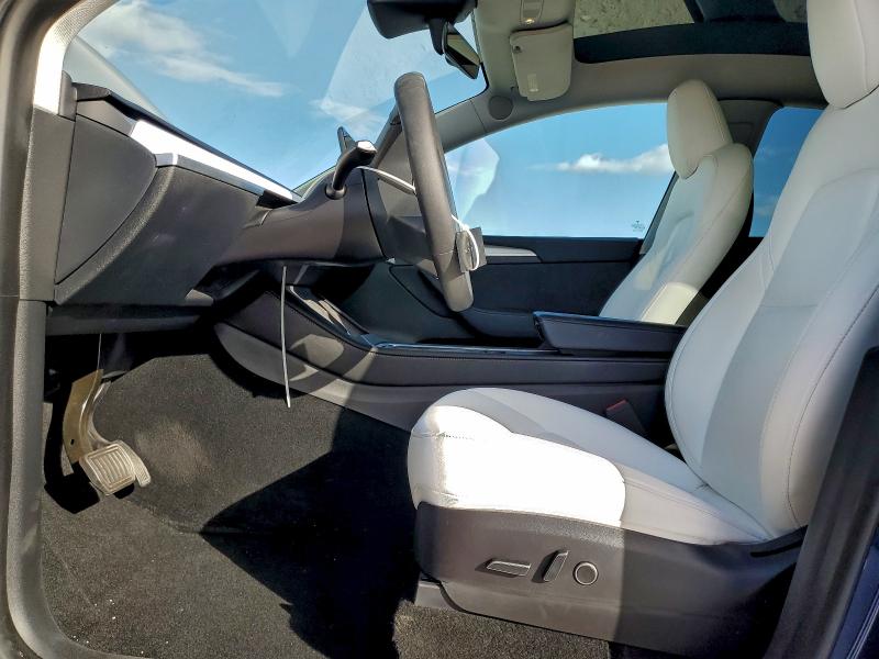 Photo 7 from auction – 2023 TESLA MODEL Y with VIN 7SAYGDEE4PF689856
