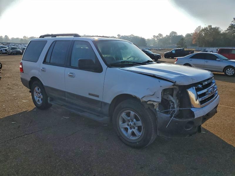 Photo 4 from auction – 2007 FORD EXPEDITION with VIN 1FMFU155X7LA01542