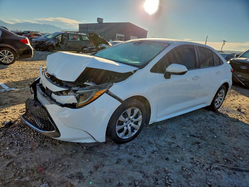 TOYOTA COROLLA LE 2021 with VIN 5YFEPMAE2MP167636 - Photo from auction