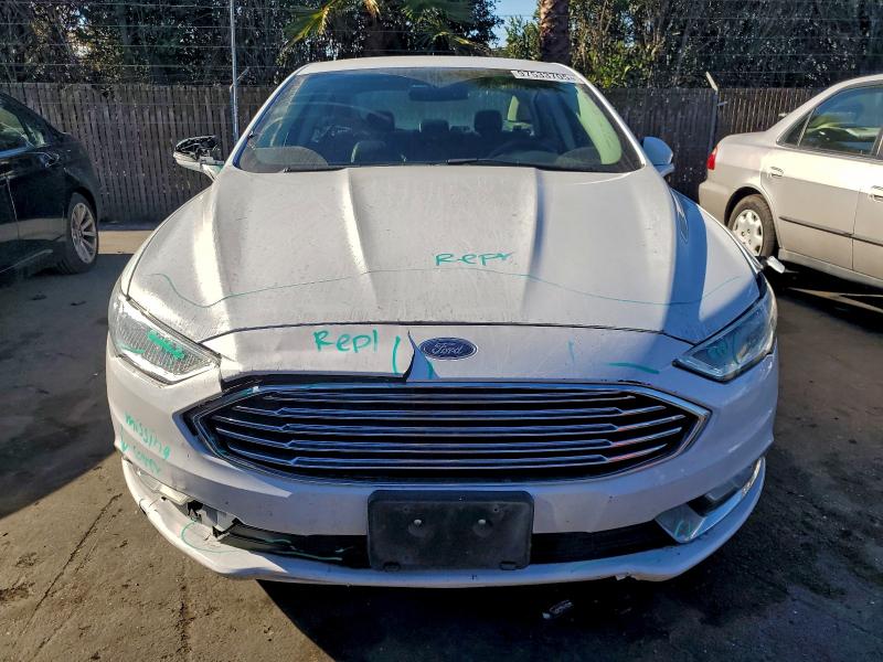 Photo 5 from auction – 2017 FORD FUSION TIT with VIN 3FA6P0K96HR190390