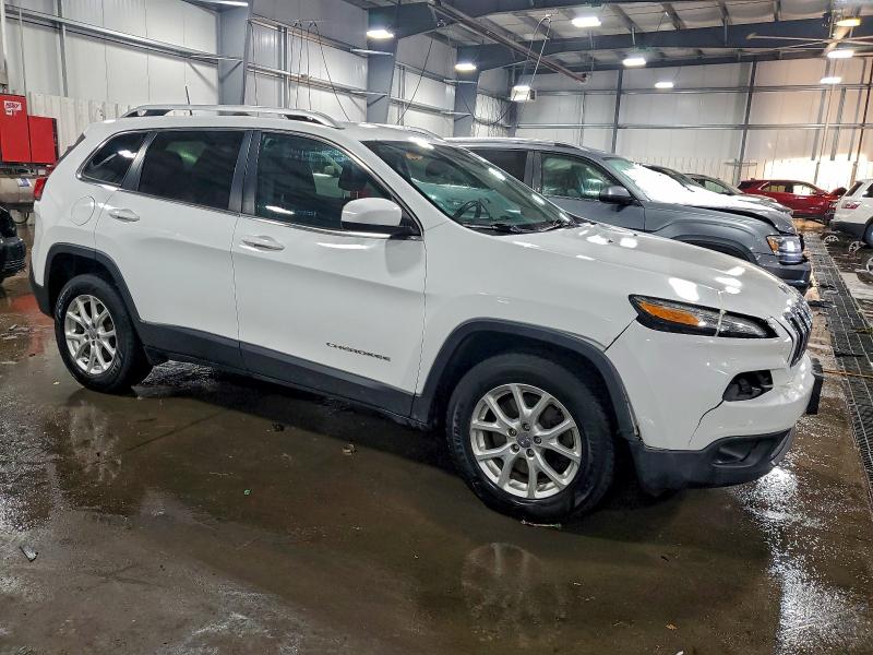 Photo 4 from auction – 2016 JEEP CHEROKEE L with VIN 1C4PJMCB1GW100504