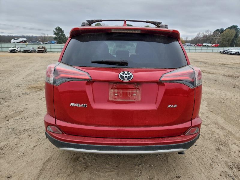 Foto 6 de la subasta – 2016 TOYOTA RAV4 con VIN 2T3WFREV5GW258487