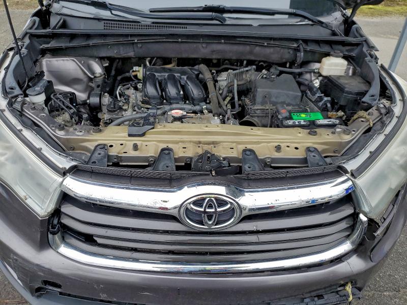 Photo 12 from auction – 2015 TOYOTA HIGHLANDER with VIN 5TDKKRFH9FS109874