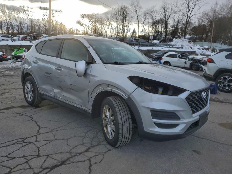 Photo 4 from auction – 2019 HYUNDAI TUCSON SE with VIN KM8J2CA42KU890137