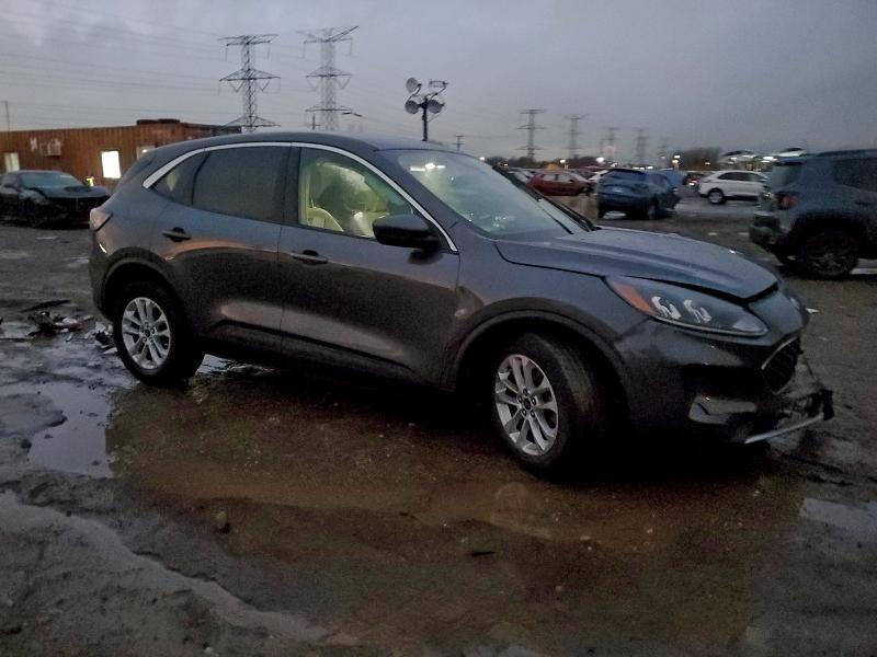 Photo 4 from auction – 2020 FORD ESCAPE with VIN 1FMCU0G60LUA48845