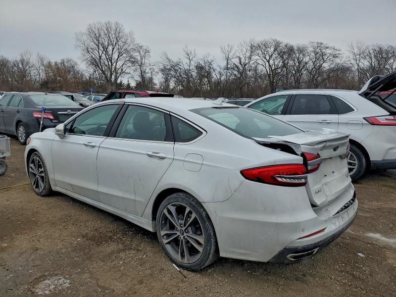Photo 2 from auction – 2019 FORD FUSION TIT with VIN 3FA6P0D98KR220669
