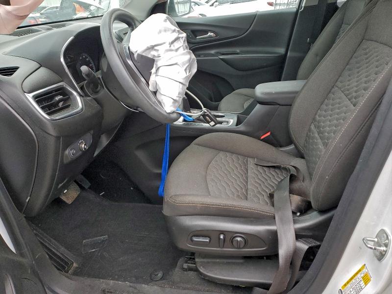 Photo 7 from auction – 2018 CHEVROLET EQUINOX LT with VIN 2GNAXJEV2J6344696