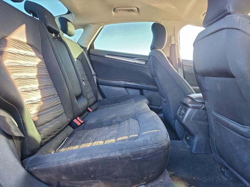 Photo 10 from auction – 2016 FORD FUSION with VIN 3FA6P0H7XGR122842
