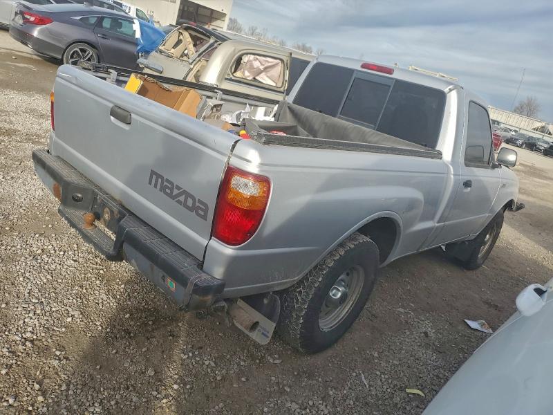 Photo 3 from auction – 2002 MAZDA B2300 with VIN 4F4YR12D82TM14974