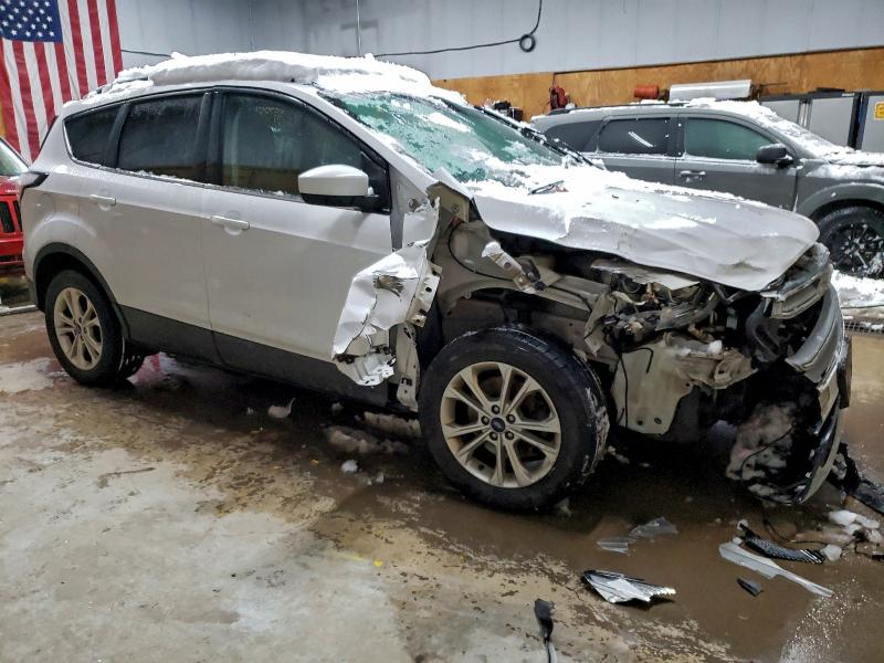 Photo 4 from auction – 2017 FORD ESCAPE SE with VIN 1FMCU9GD3HUA86760