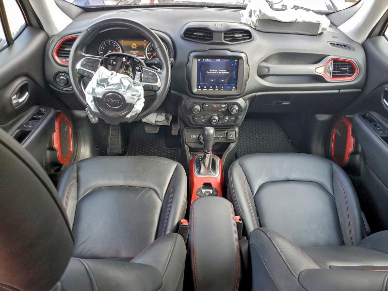 Photo 8 from auction – 2021 JEEP RENEGADE with VIN ZACNJDC14MPM98408