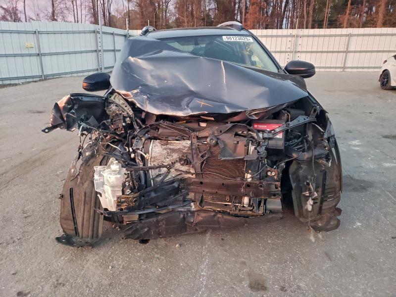 Photo 5 from auction – 2014 TOYOTA RAV4 LE with VIN JTMBFREV3ED081821