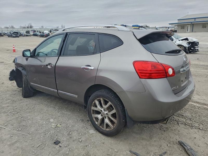 Photo 2 from auction – 2013 NISSAN ROGUE with VIN JN8AS5MV4DW650751