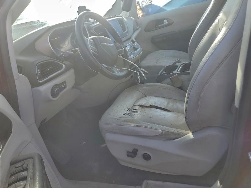 Photo 7 from auction – 2017 CHRYSLER PACIFICA T with VIN 2C4RC1BG2HR570808