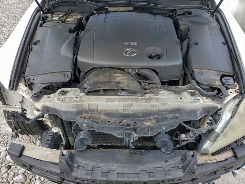 Photo 11 from auction – 2006 LEXUS IS 250 with VIN JTHCK262765005105