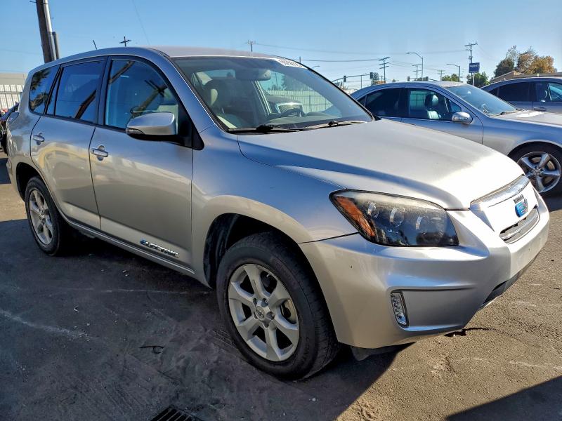 Photo 4 from auction – 2012 TOYOTA RAV4 EV with VIN 2T3YL4DV2CW001349