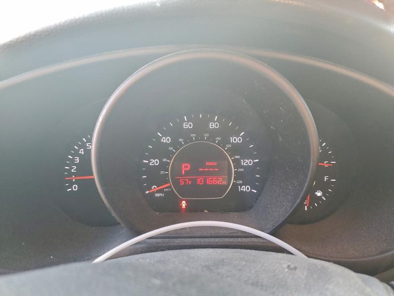 Photo 9 from auction – 2016 KIA SOUL + with VIN KNDJP3A56G7364775
