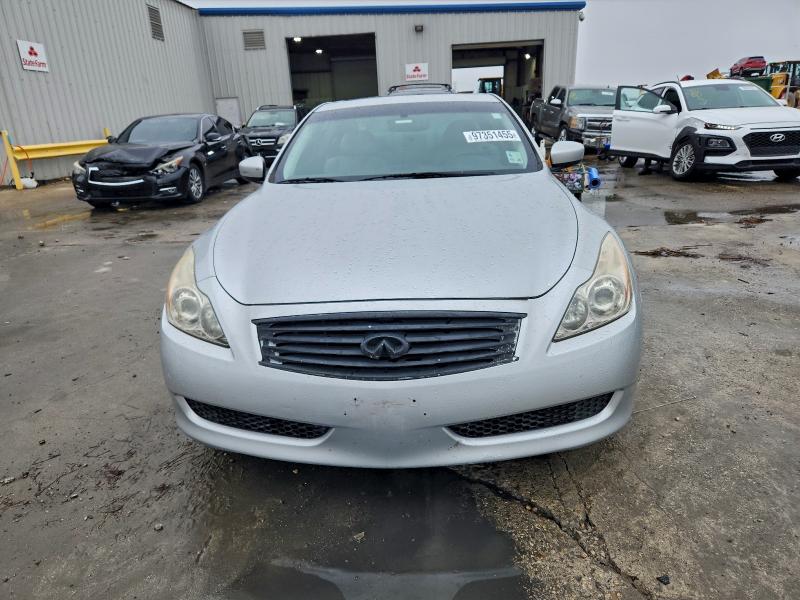 Photo 5 from auction – 2009 INFINITI G37 BASE with VIN JNKCV64EX9M605879