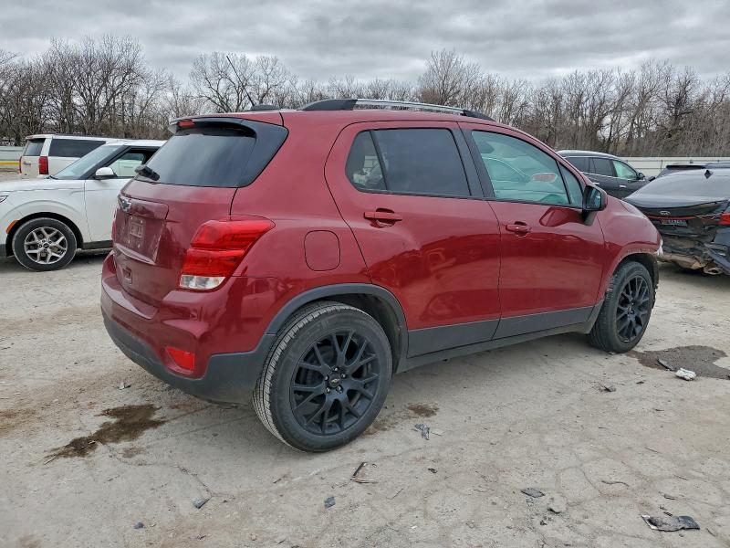 Photo 3 from auction – 2022 CHEVROLET TRAX 1LT with VIN KL7CJLSM0NB515276
