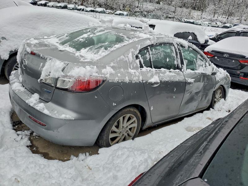 Photo 3 from auction – 2012 MAZDA 3 I with VIN JM1BL1V83C1539358