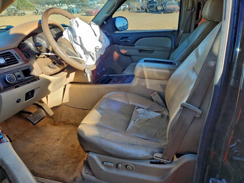 Photo 7 from auction – 2011 CHEVROLET SUBURBAN C with VIN 1GNSCKE03BR116089