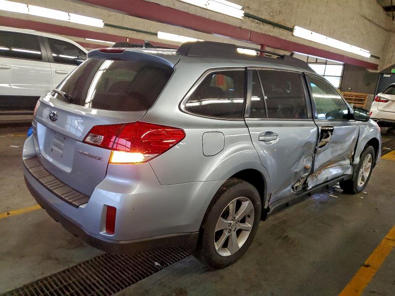 Photo 3 from auction – 2014 SUBARU OUTBACK 2. with VIN 4S4BRCLCXE3305058