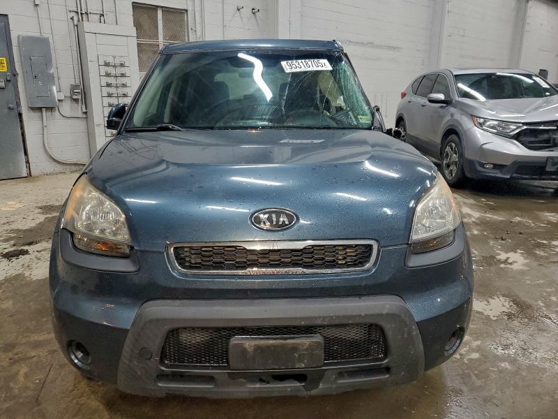 Снимка 5 от търг – 2011 KIA SOUL + с VIN KNDJT2A23B7201571