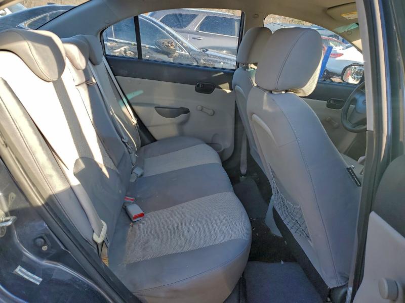Photo 10 from auction – 2011 HYUNDAI ACCENT GLS with VIN KMHCN4AC4BU613549