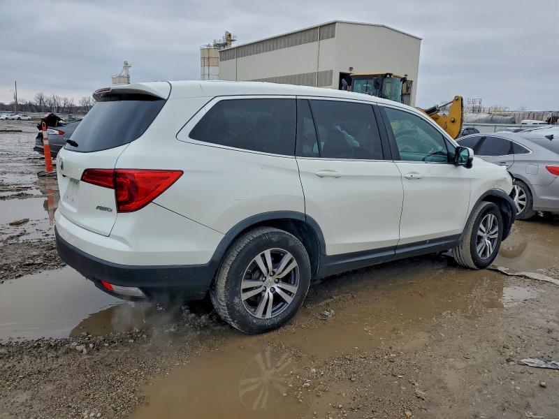 Photo 3 from auction – 2018 HONDA PILOT EXL with VIN 5FNYF6H58JB000402